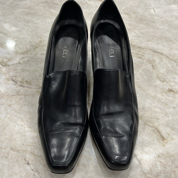 Vaneli Classic Black Leather Pumps | Square Toe | Size 9S (Slim Fit) - Picture 6 of 10